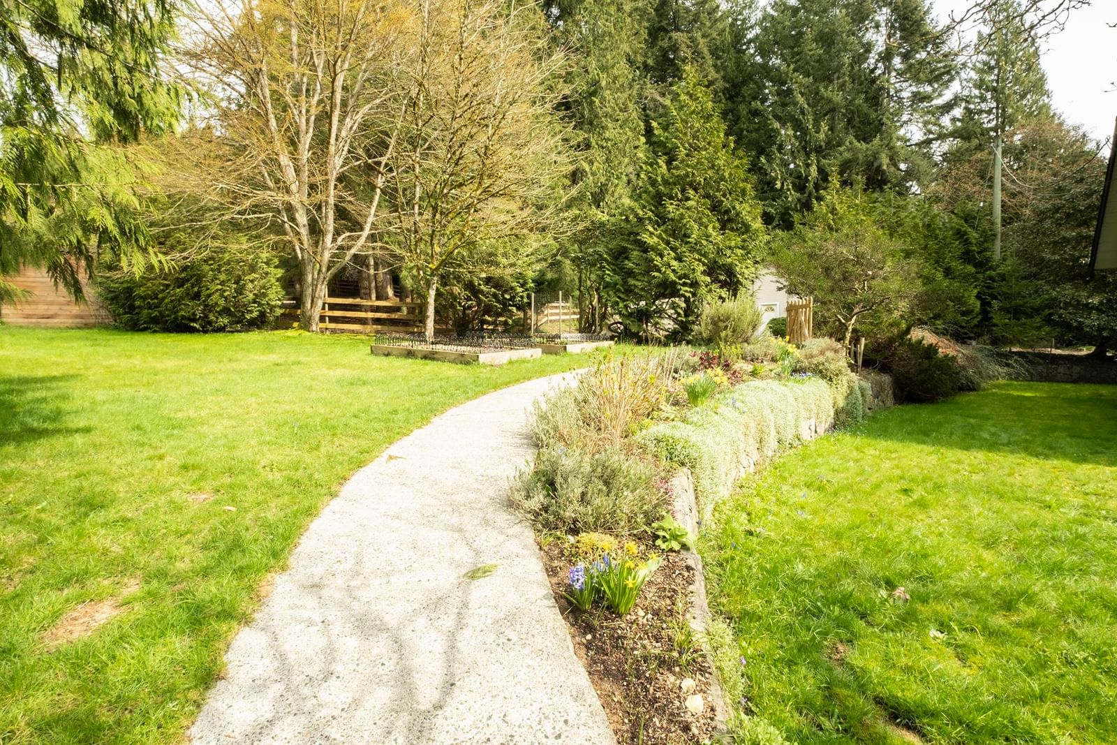 Listing Image 37