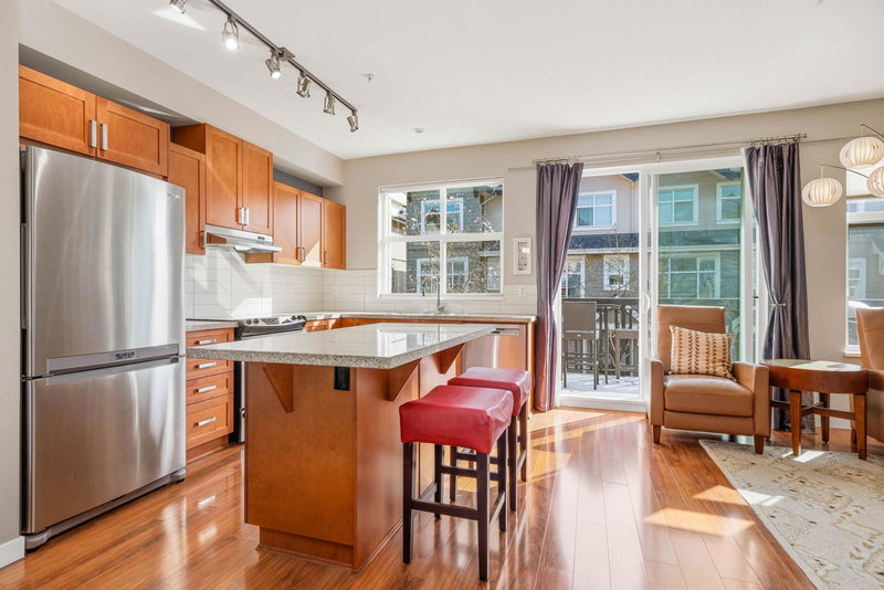 716 Orwell Street, North Vancouver, V7J 0A5 | Image 2