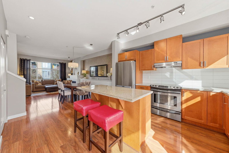 716 Orwell Street, North Vancouver, V7J 0A5 | Image 3
