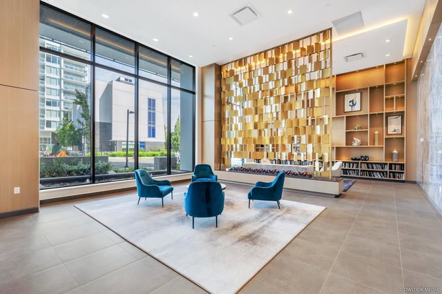 2906 - 4688 Kingsway