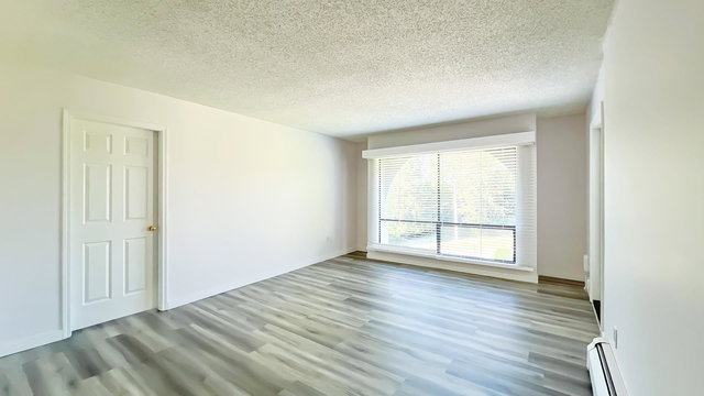 416 - 1945 Woodway Place