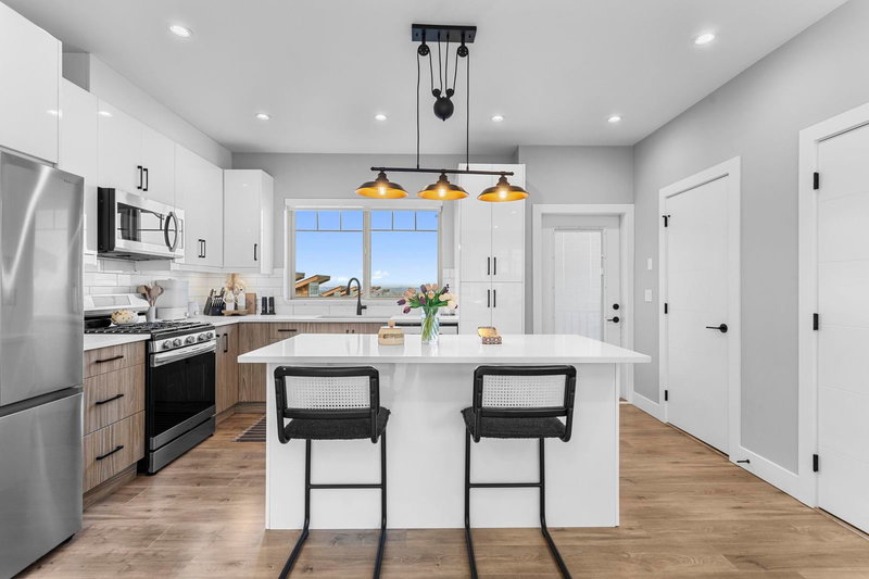 1 - 23710 133 Avenue, Maple Ridge, V4R 2S5 | Image 3