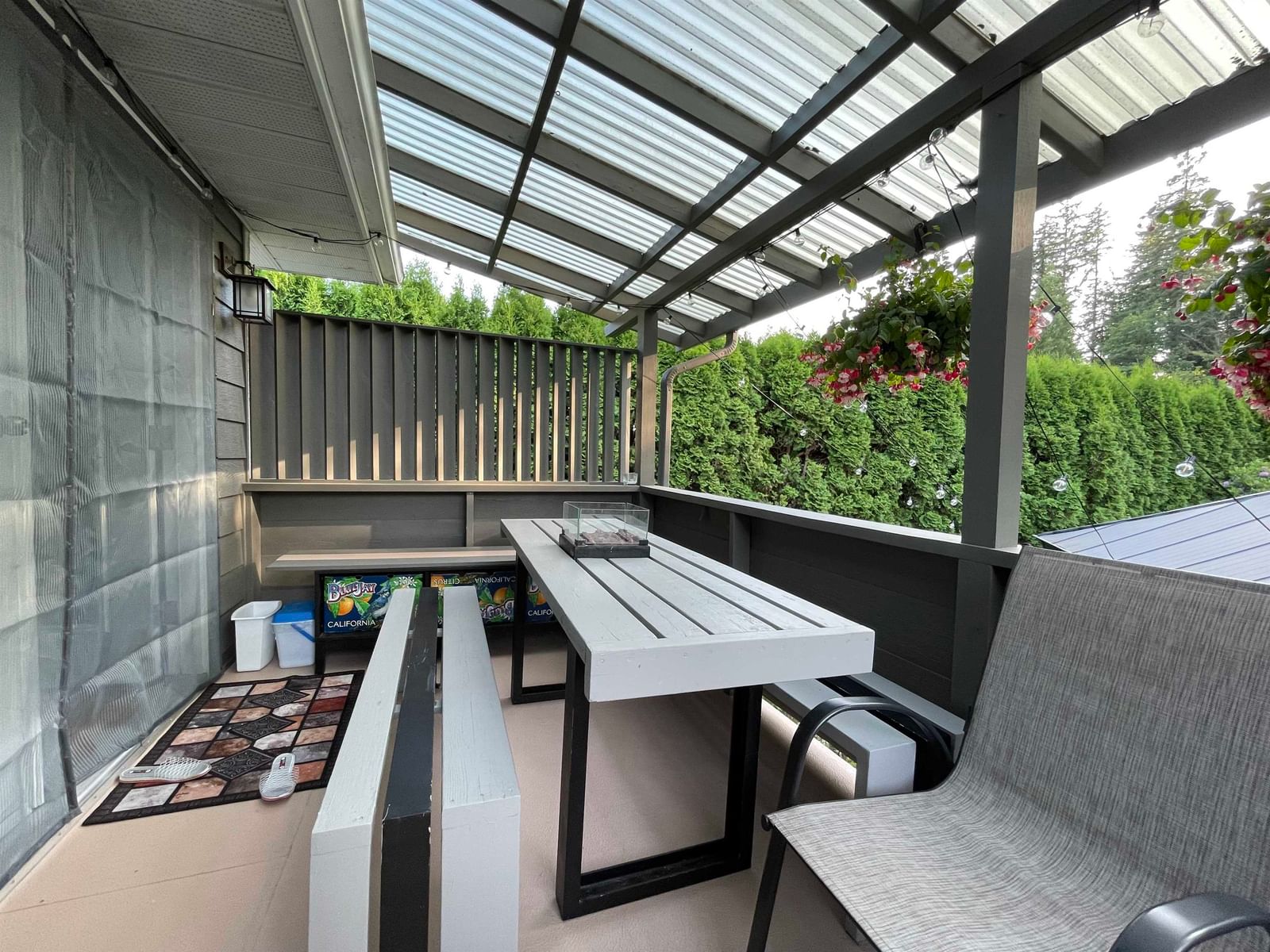 Listing Image 9
