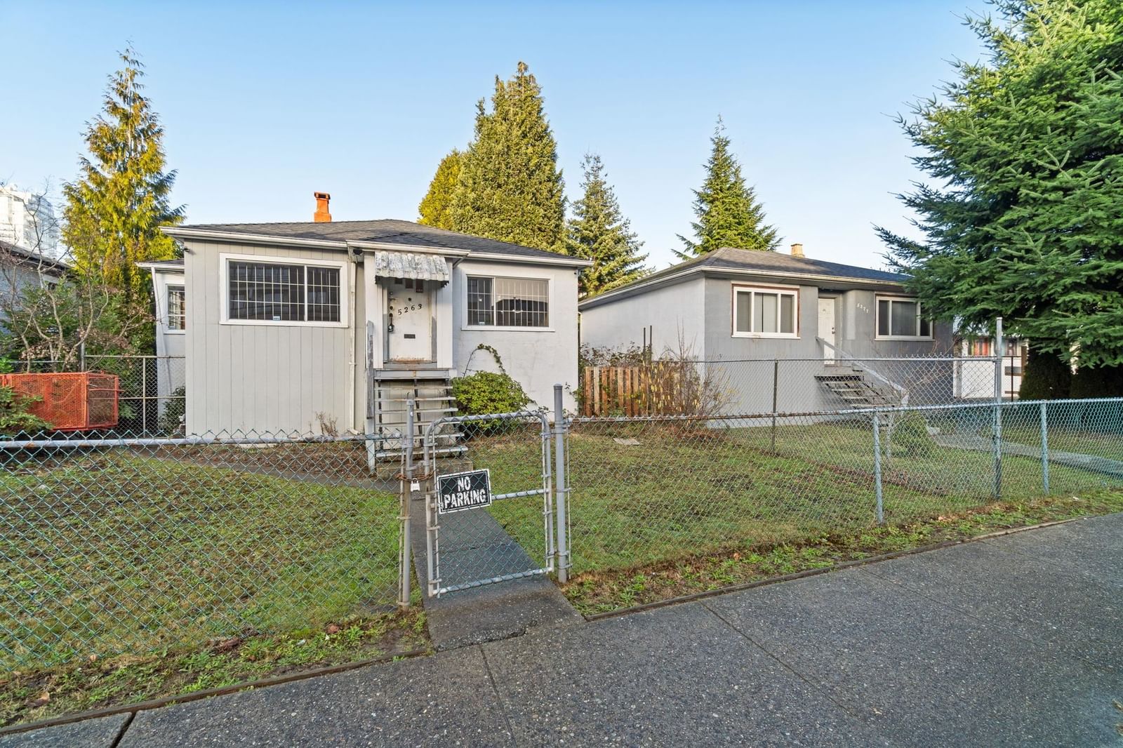 Listing Image 5