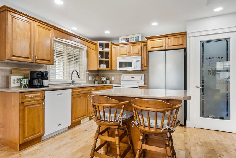 7 - 45824 Stevenson Road, Chilliwack, V2R 5W5 | Image 2