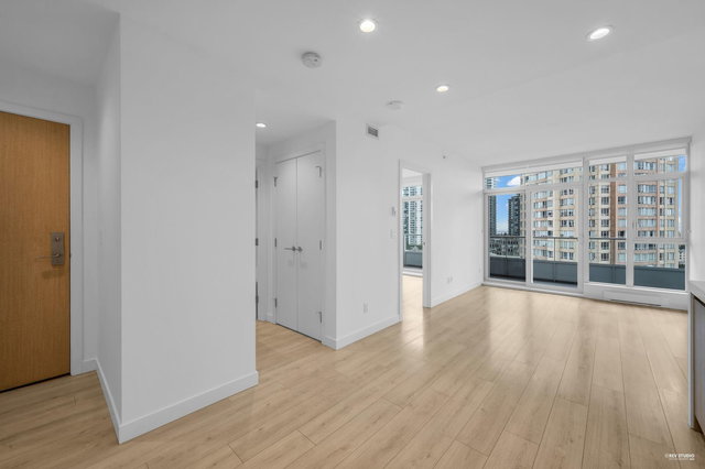 1310 - 6080 Mckay Avenue