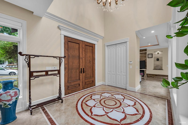 3601 Lynndale Crescent, Burnaby, V5A 3S4 | Image 3