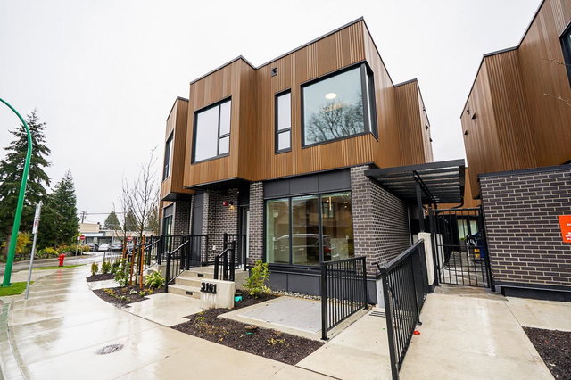 3161 Canfield Crescent