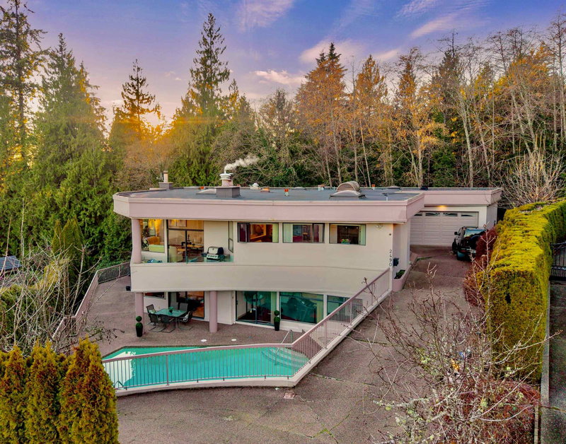 2490 Westhill Court, West Vancouver, V7S 3A5 | Image 2