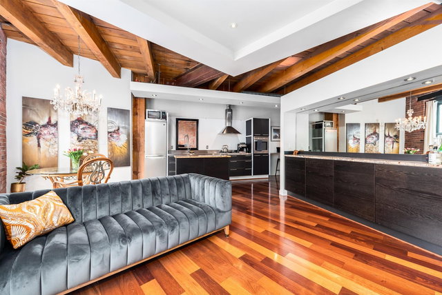 302 - 55 Cordova Street E