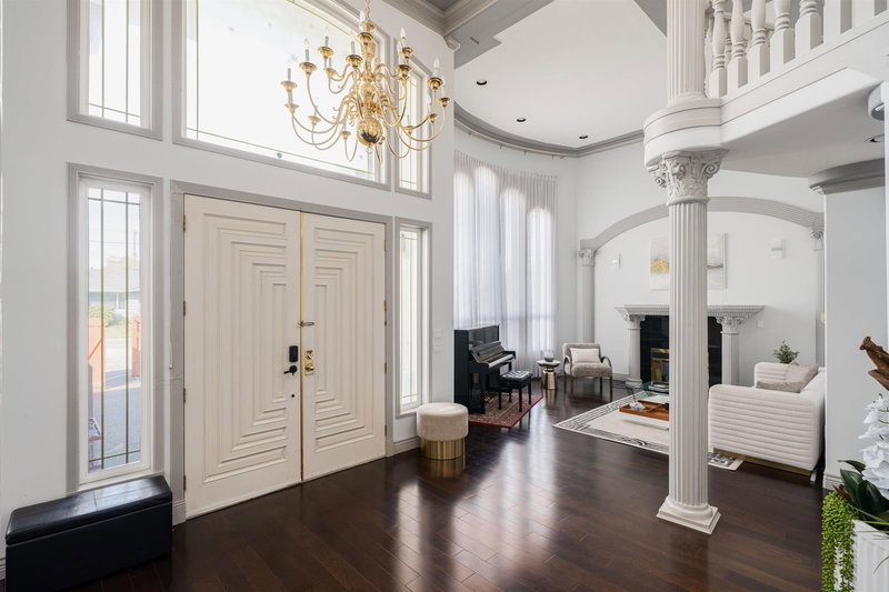 10684 Aintree Place