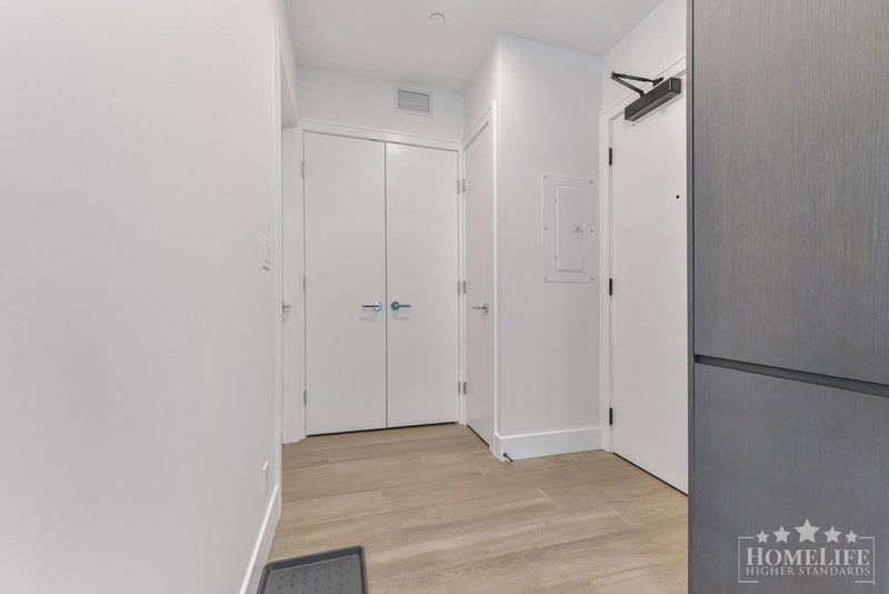 310 - 1342 Johnston Road, White Rock, V4B 0C7 | Image 3