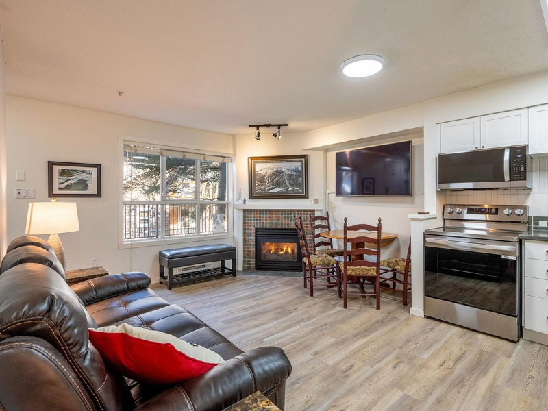 3 - 4388 Northlands Boulevard, Whistler, V8E 1C6 | Image 2