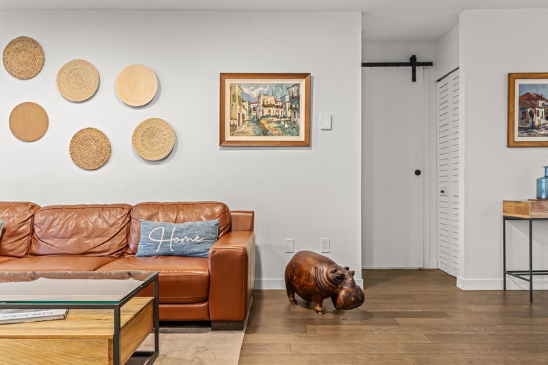 203 - 2733 Atlin Place, Coquitlam, V3C 5B1 | Image 2