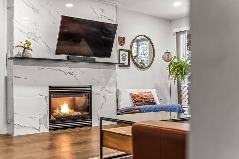 203 - 2733 Atlin Place, Coquitlam, V3C 5B1 | Image 3