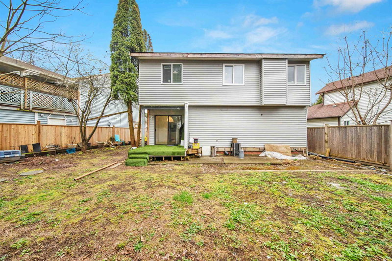 15474 90 Avenue, Surrey, V3R 9J4 | Image 2