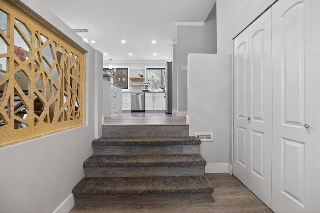 10055 Kenswood Drive