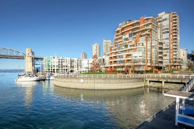 1101 - 1625 Hornby Street