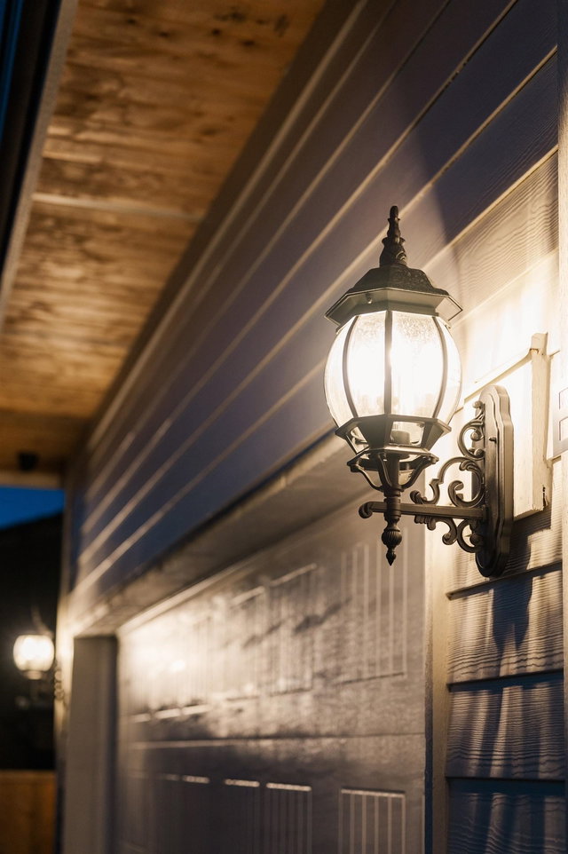 1 - 12050 York Street