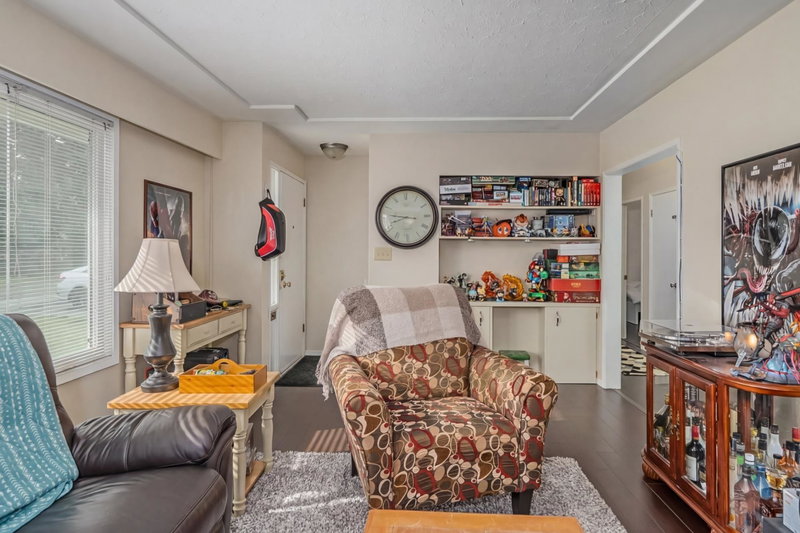 2671 Victoria Street, Abbotsford, V2T 2T6 | Image 3