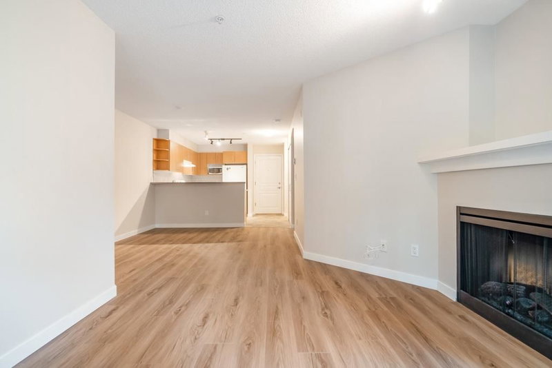 213 - 7330 Salisbury Avenue, Burnaby, V5E 4N8 | Image 3