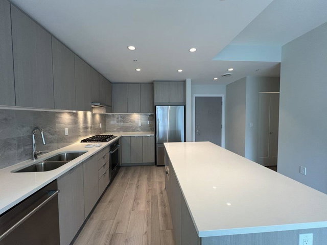 610 - 625 Cottonwood Avenue