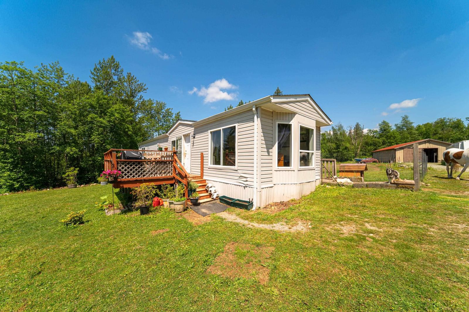 Listing Image 11