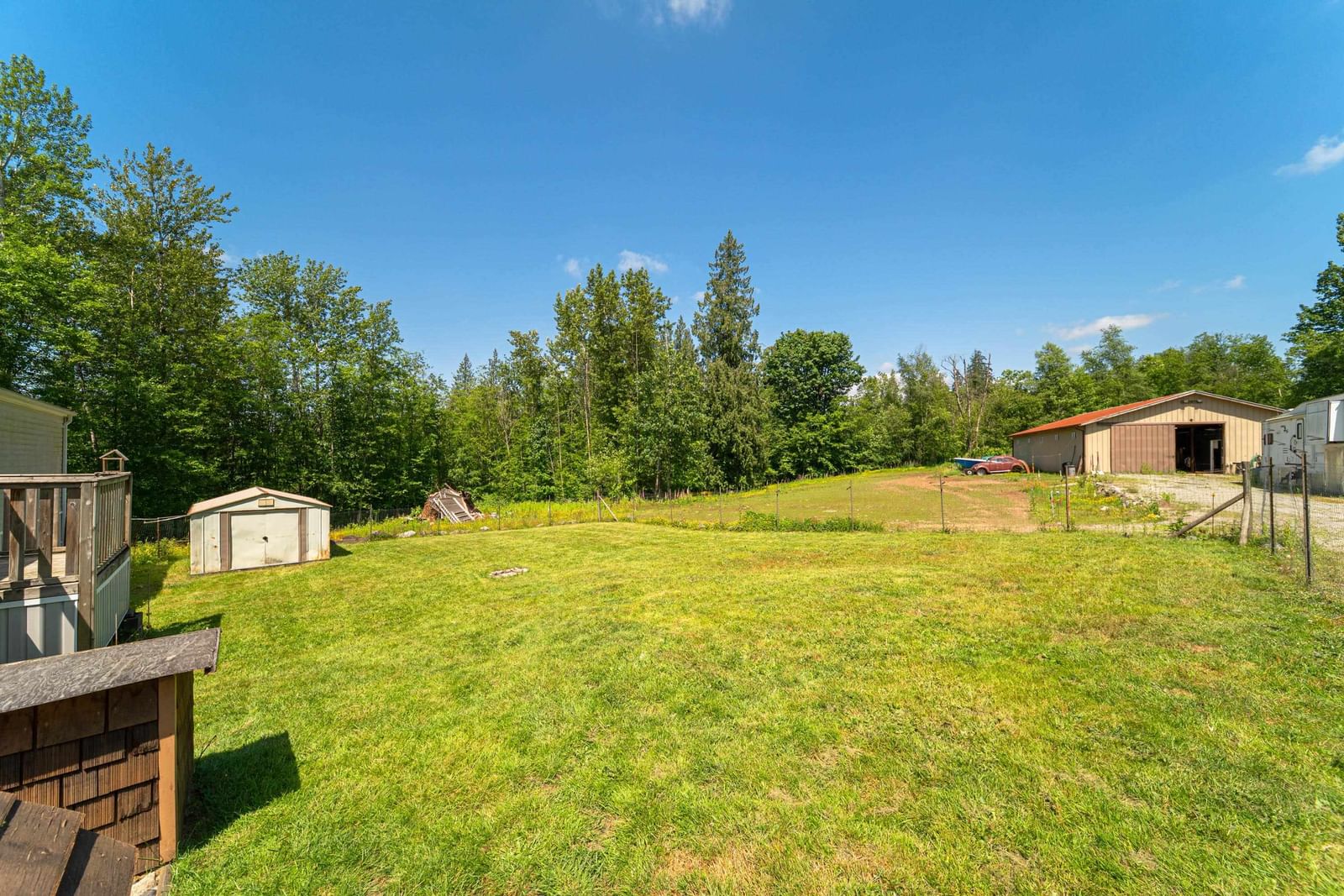 Listing Image 24