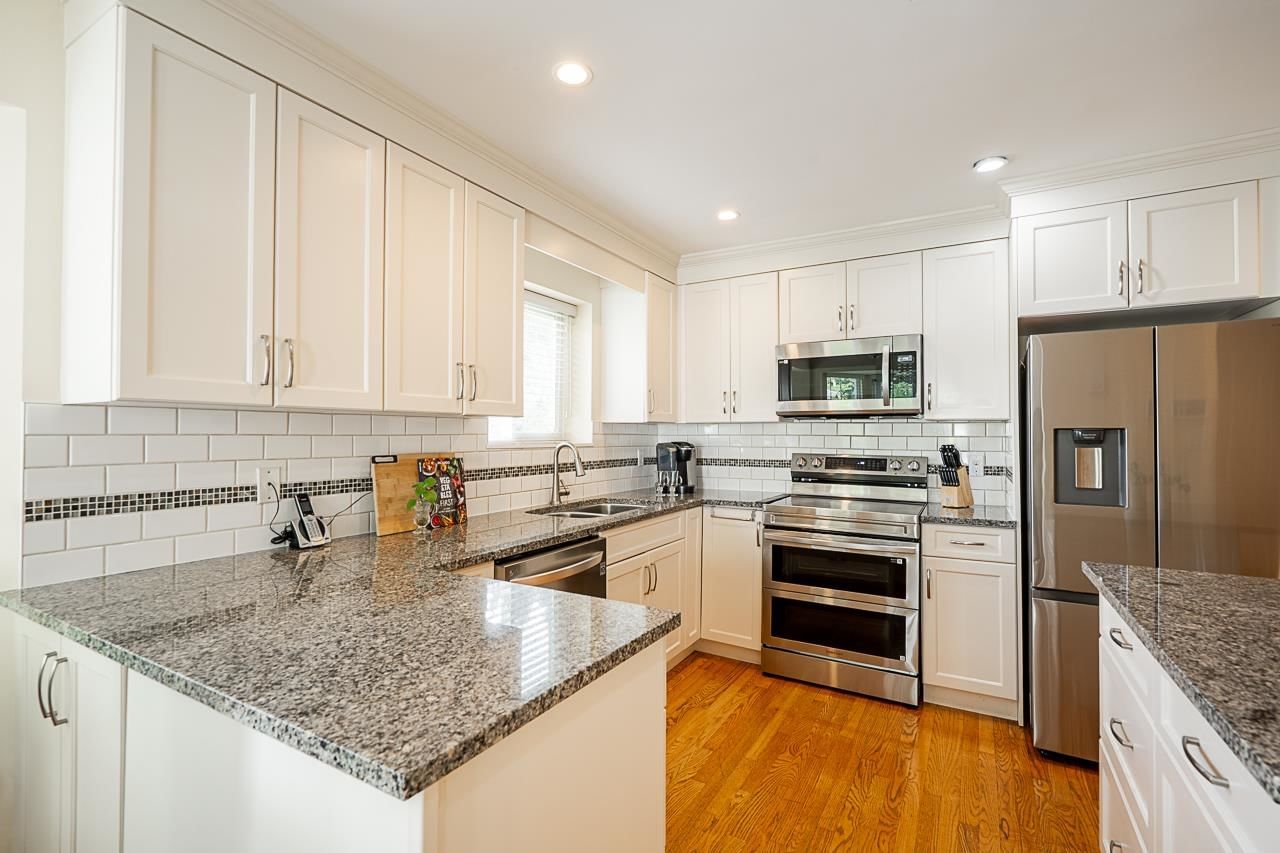 Listing Image 14