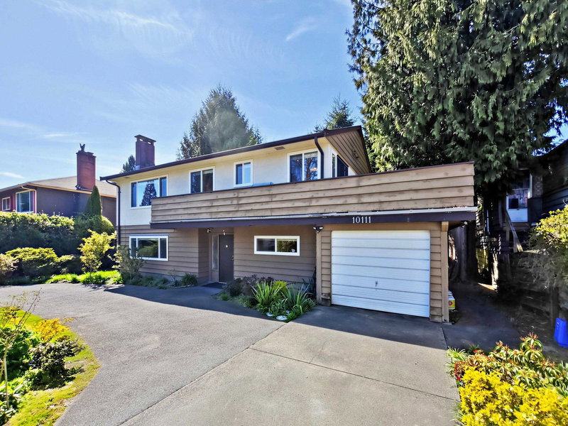 10111 Ainsworth Crescent, Richmond, V7A 3V3 | Image 2