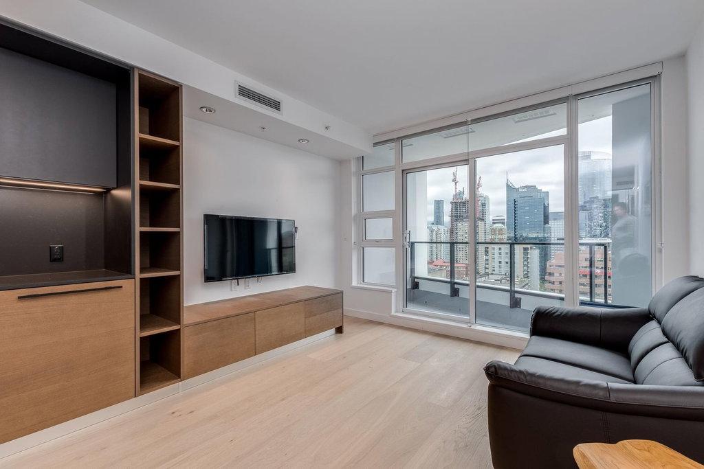 3107 - 1289 Hornby Street 5