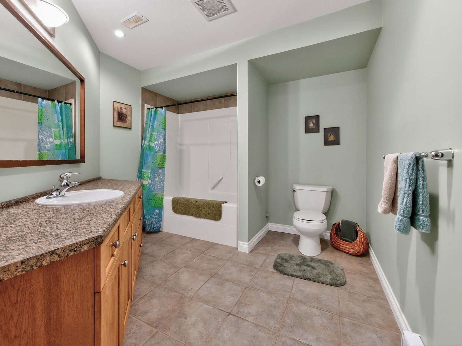 Listing Image 23