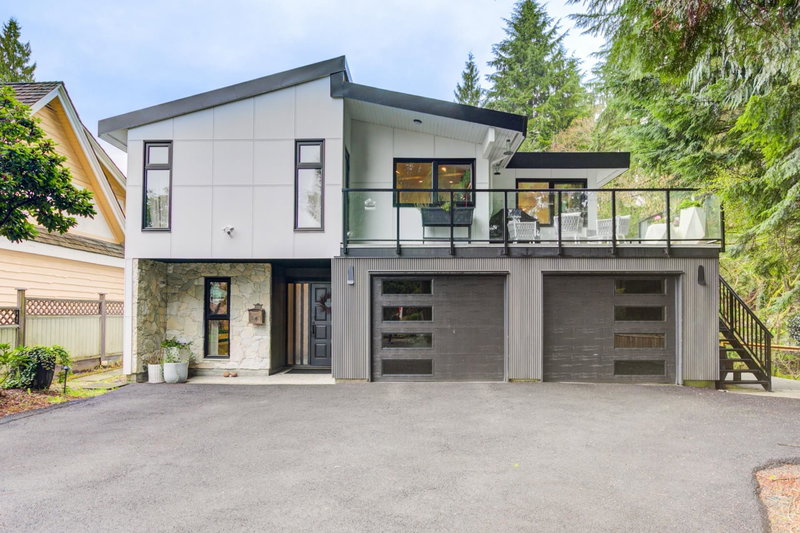 2836 Violet Street, North Vancouver, British Columbia