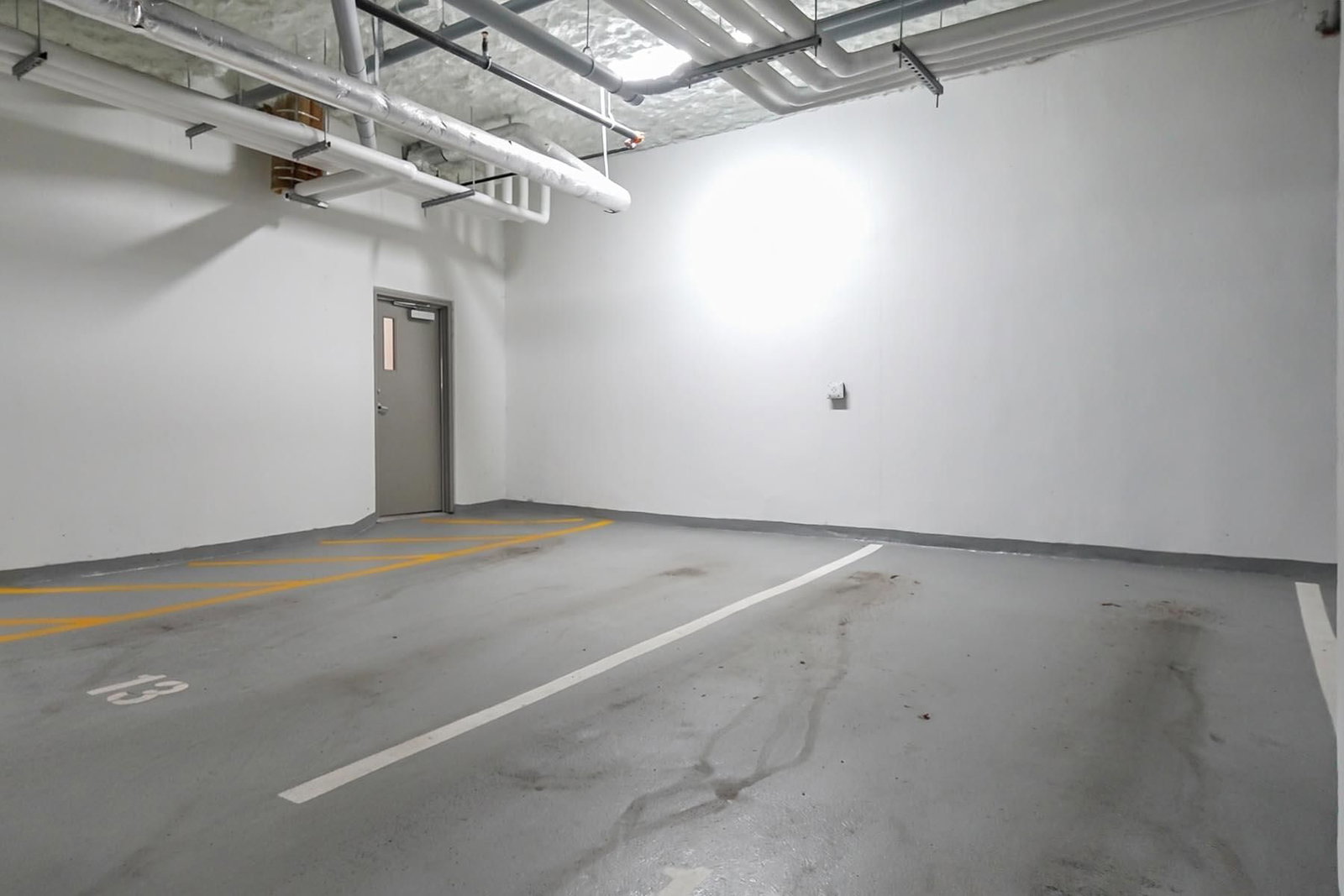 Listing Image 26