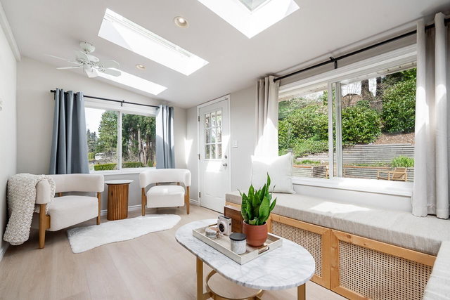 32157 Holiday Avenue