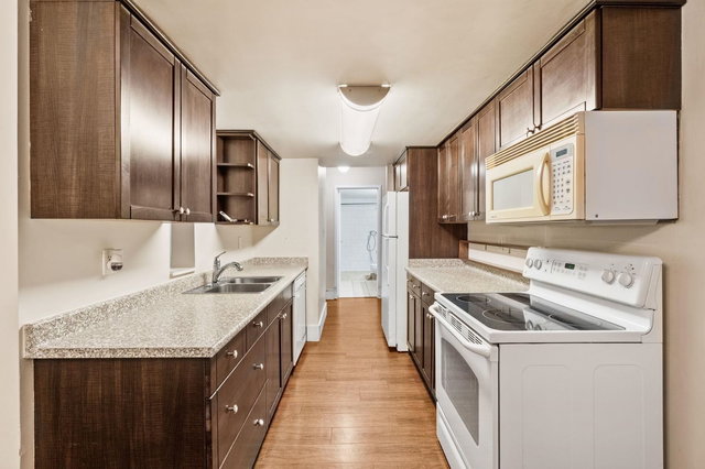 209 - 9644 134 Street