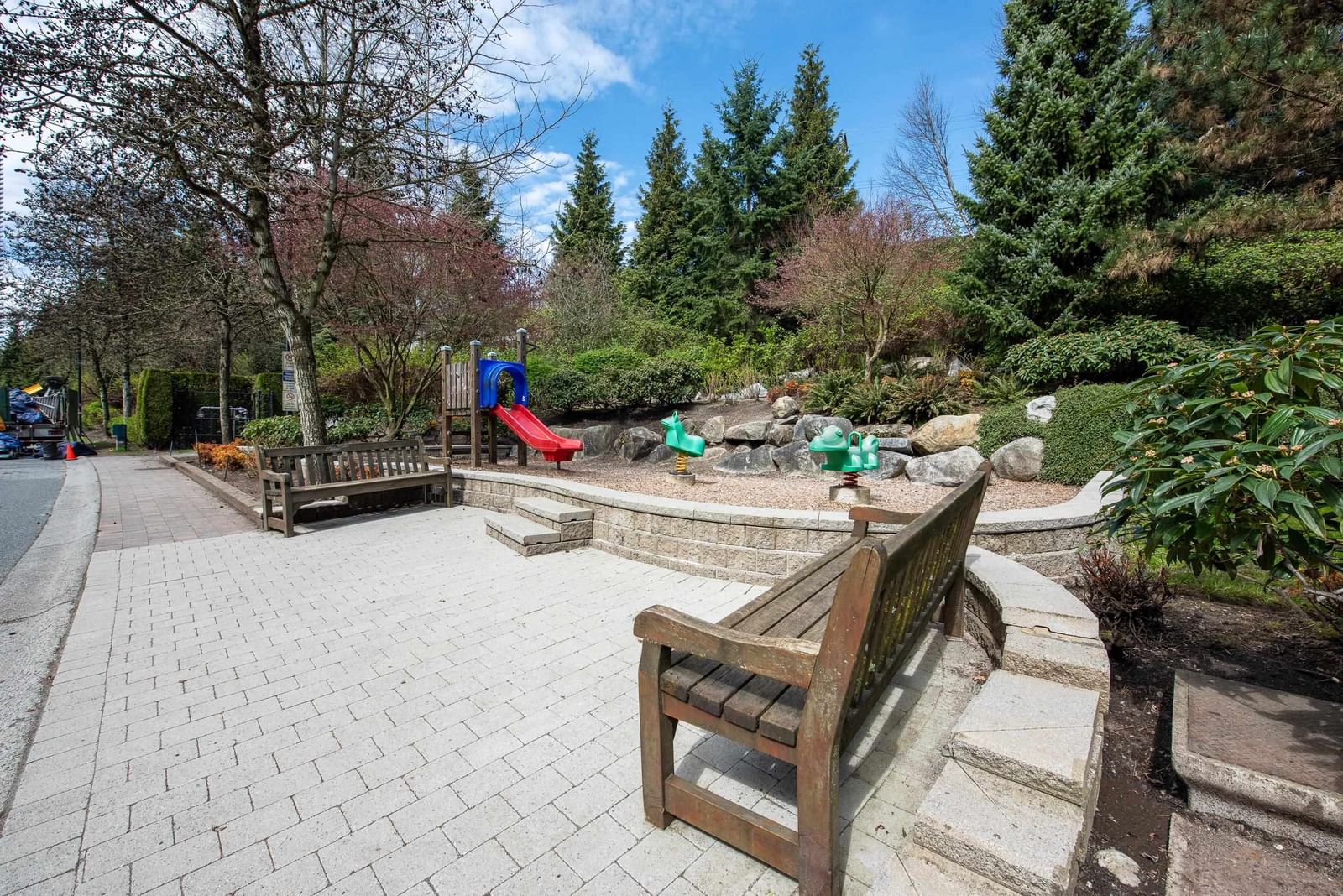 Listing Image 14
