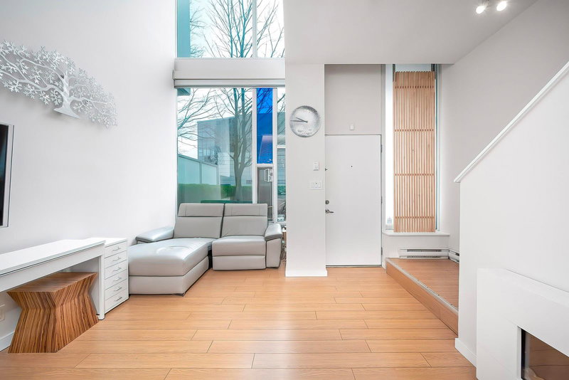 119 Regiment Square, Vancouver, V6B 1X5 | Image 3