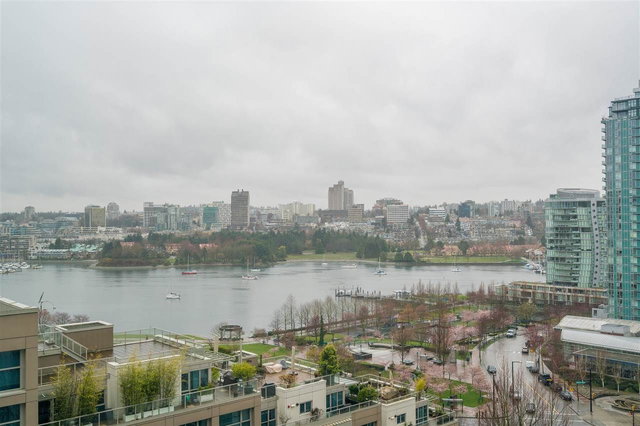 1404 - 1323 Homer Street