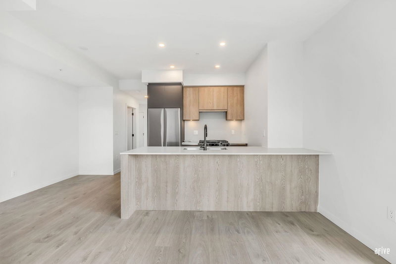 401 - 6585 195a Street, Surrey, V4N 6B5 | Image 2