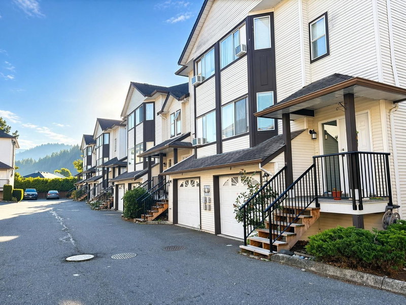 27 - 45740 Thomas Road, Chilliwack, V2R 3V9 | Image 2