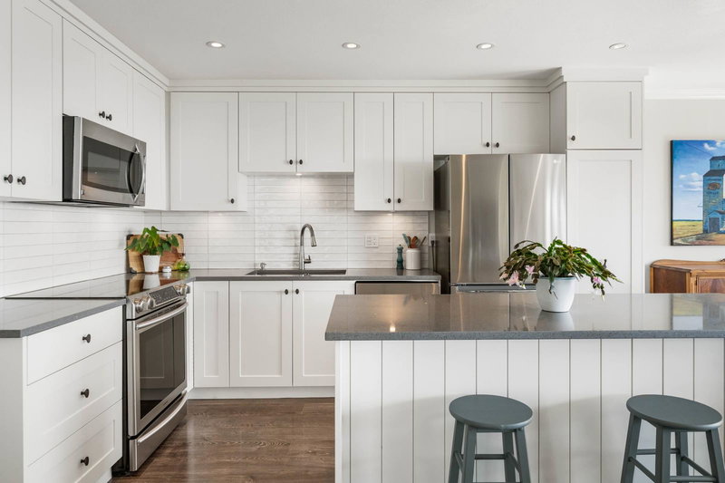 4 - 15139 Buena Vista Avenue, White Rock, V4B 1Y2 | Image 3