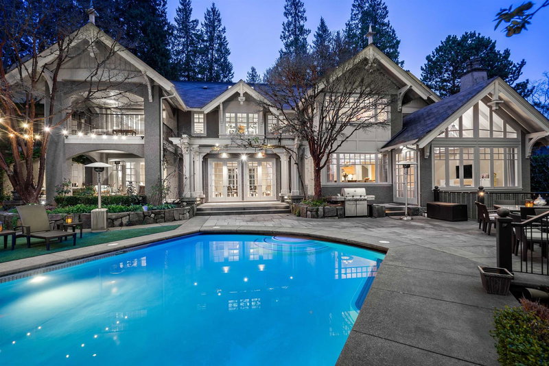 2958 Mathers Crescent, West Vancouver, V7V 2L3 | Image 3