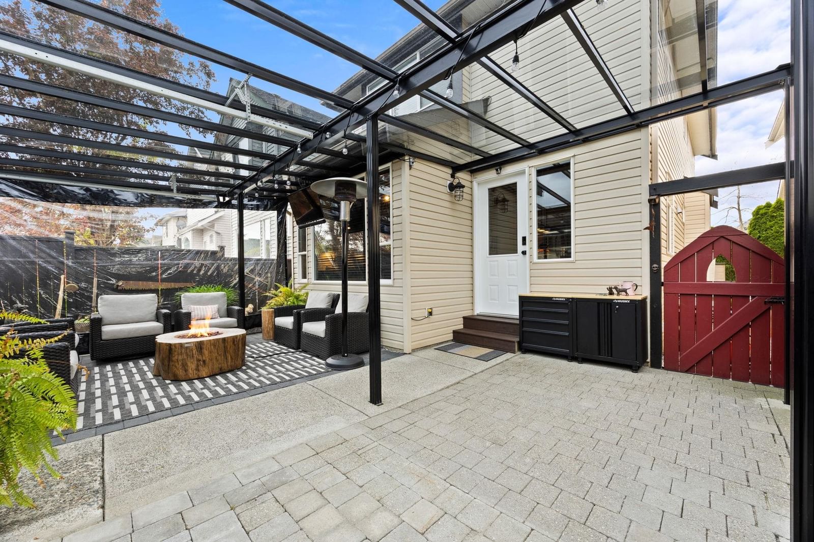 Listing Image 19
