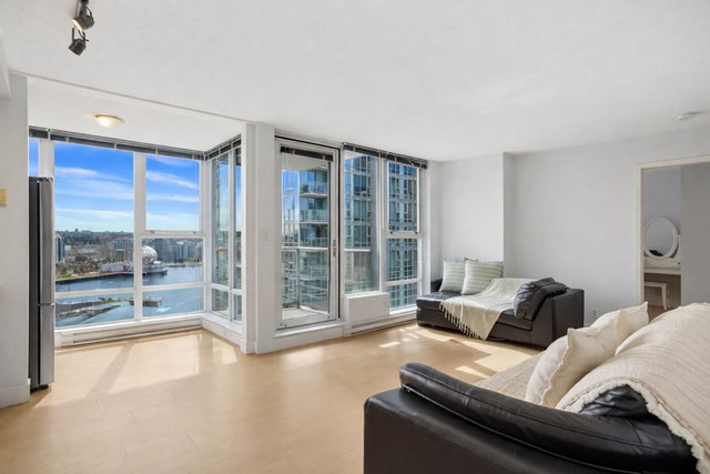 2209 - 602 Citadel Parade