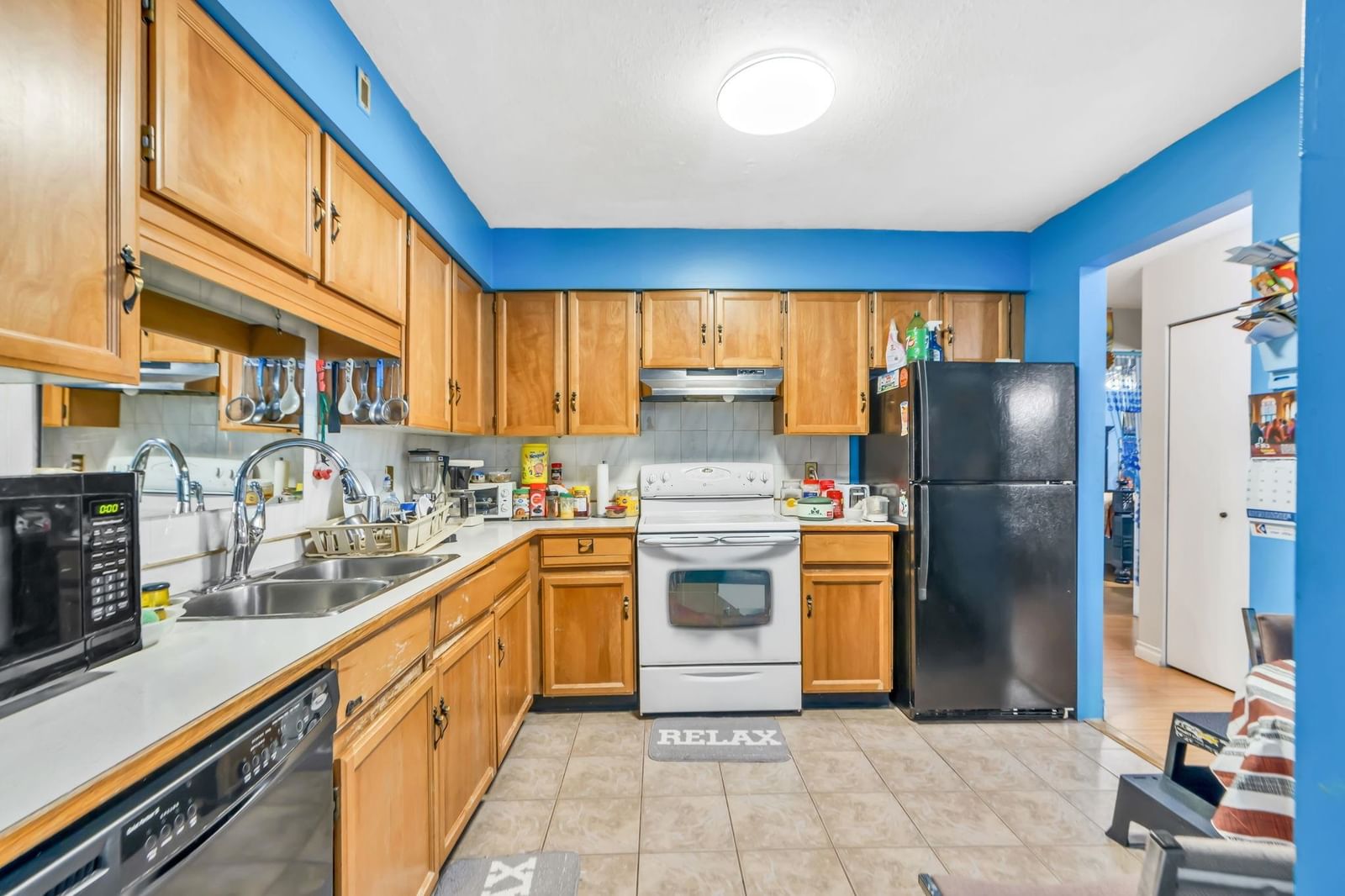 Listing Image 9