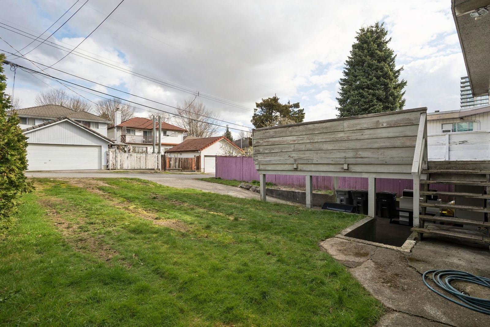Listing Image 23