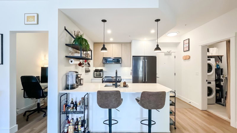 1314 - 2180 Kelly Avenue, Port Coquitlam, V3C 0S6 | Image 3