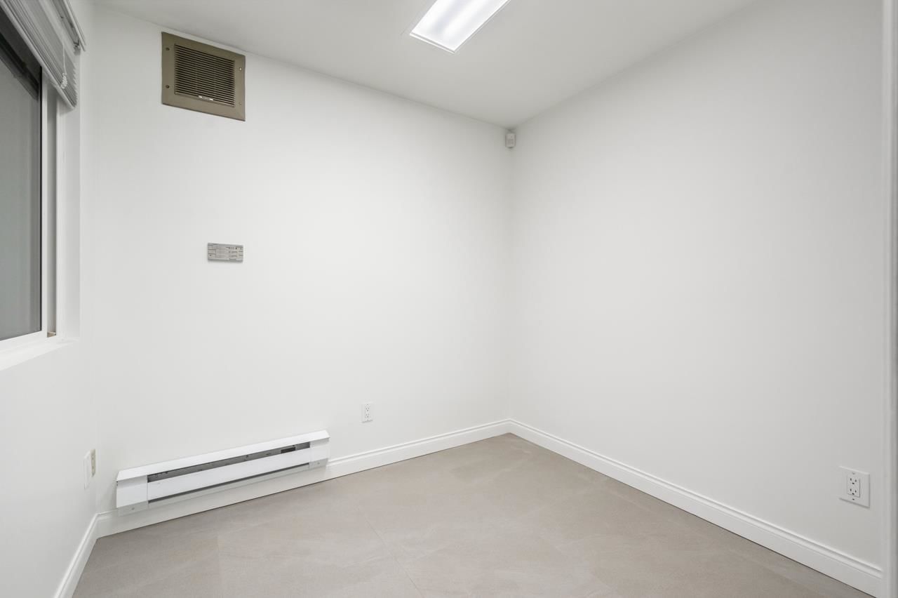 Listing Image 30