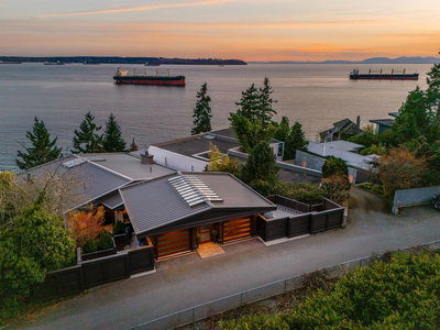 3673 Sunset Lane | West Vancouver | Image